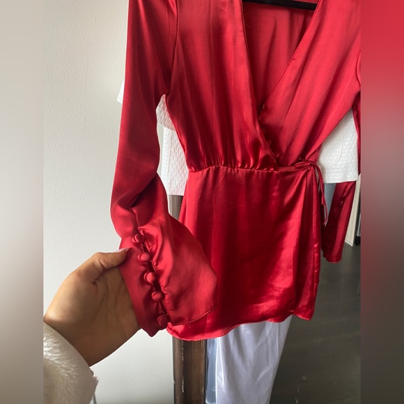 Mini Zara dress red silk with shoulder pads - Picture 3 of 8